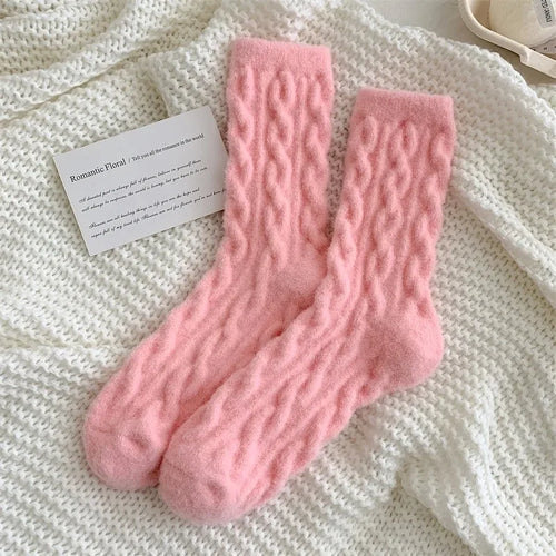 🌺 Wild Bloom Leopard & Floral Short Socks