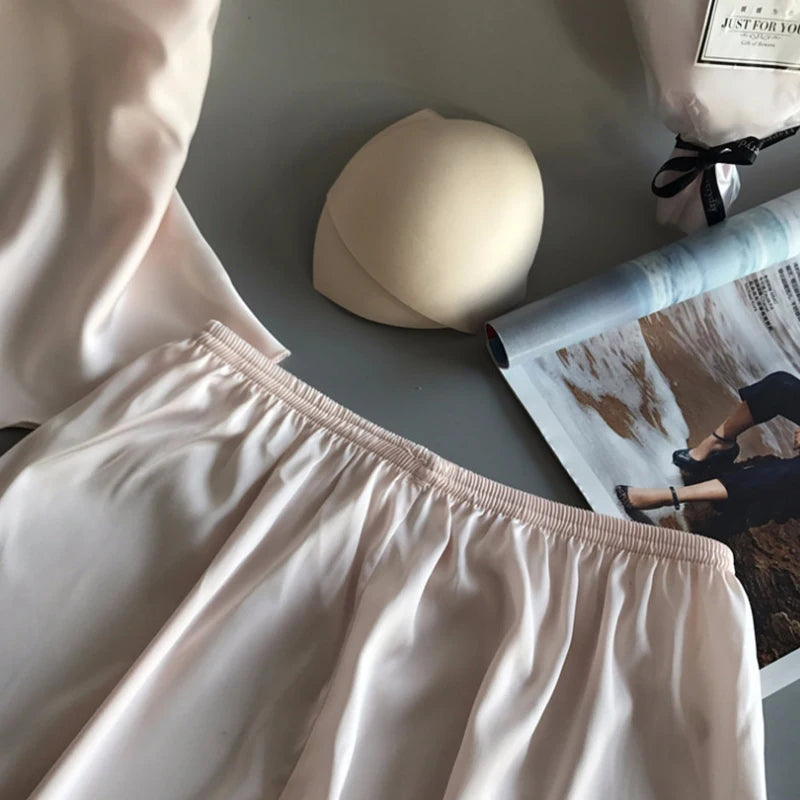 π Lace Reverie V-Neck Sleepwear Set