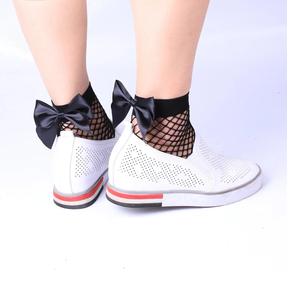 š§¦āSugar Snareā Fishnet Socks