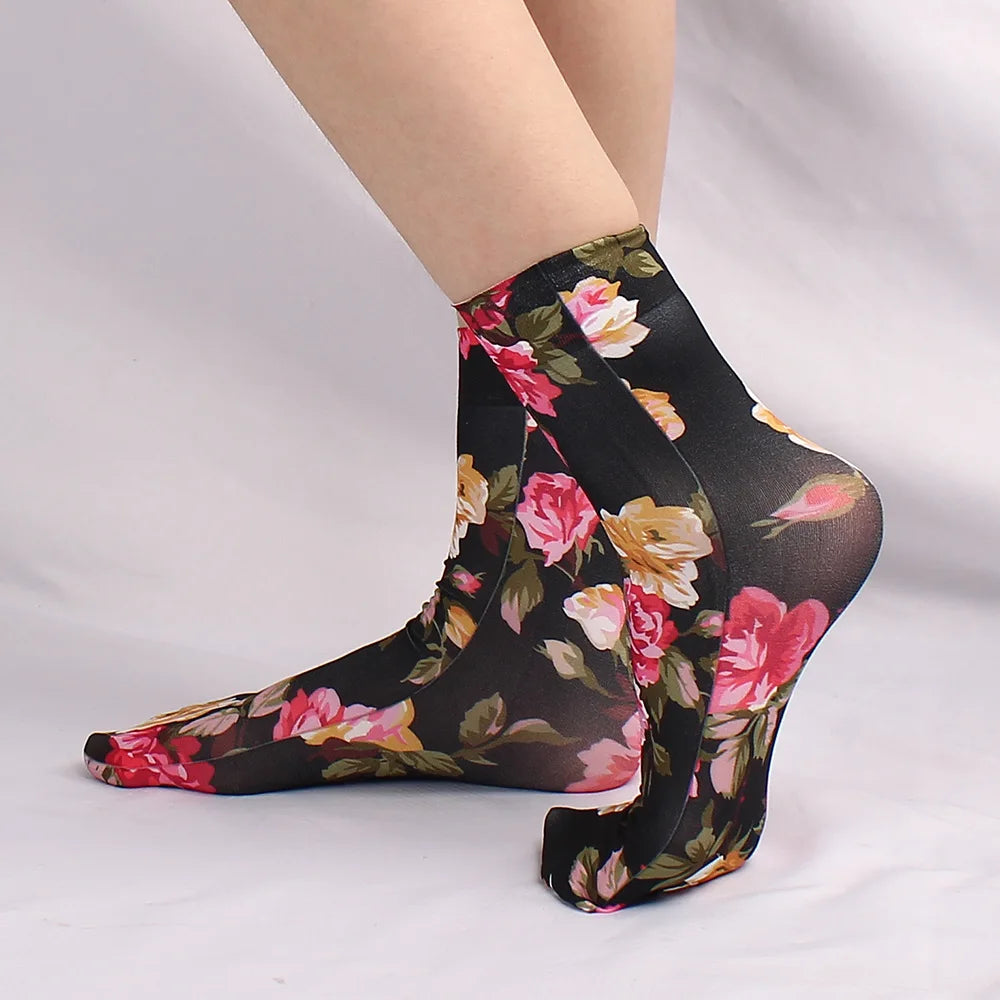 🌺 Wild Bloom Leopard & Floral Short Socks